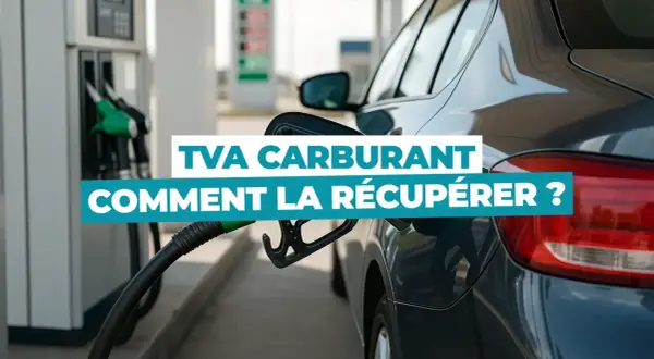 Une voiture fait le plein à une station-service. Le texte indique "TVA carburant, comment la récupérer ?", suggérant une discussion sur la comptabilisation de la TVA sur le carburant.