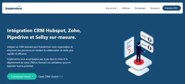 Illustration d'un homme interagissant avec des bulles de dialogue et des documents, symbolisant l'intégration d'un logiciel CRM open source pour optimiser les processus.